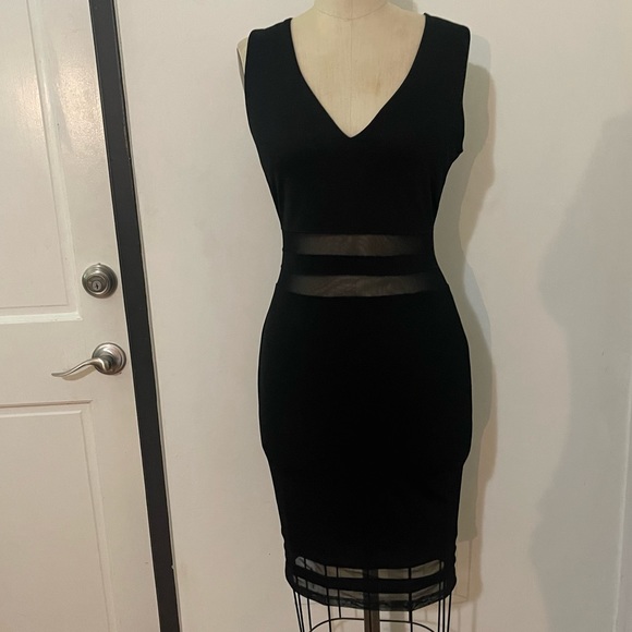 Black V Neck Illusion Mesh Midi Dress - Picture 5 of 7